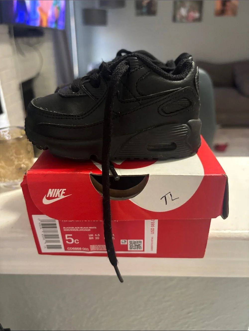Nike Kids Black Low-Top Sneaker
